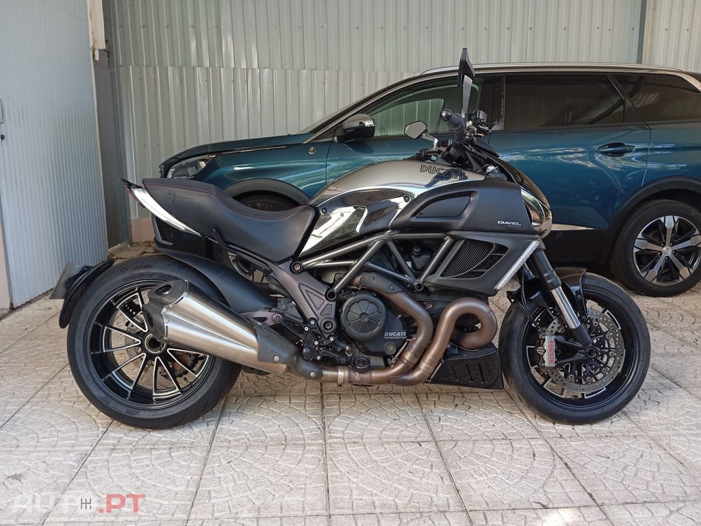 Ducati Diavel 1200 CROMO ABS COM EXTRAS