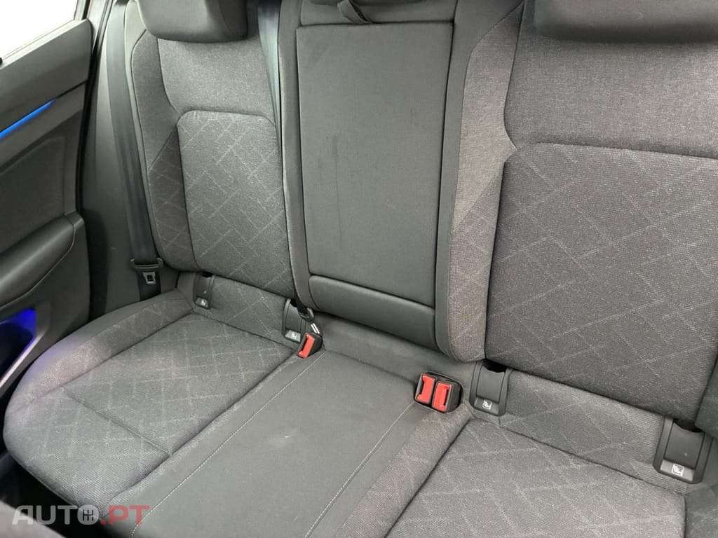 Volkswagen Golf 1.0 eTSi OPF Life Plus DSG