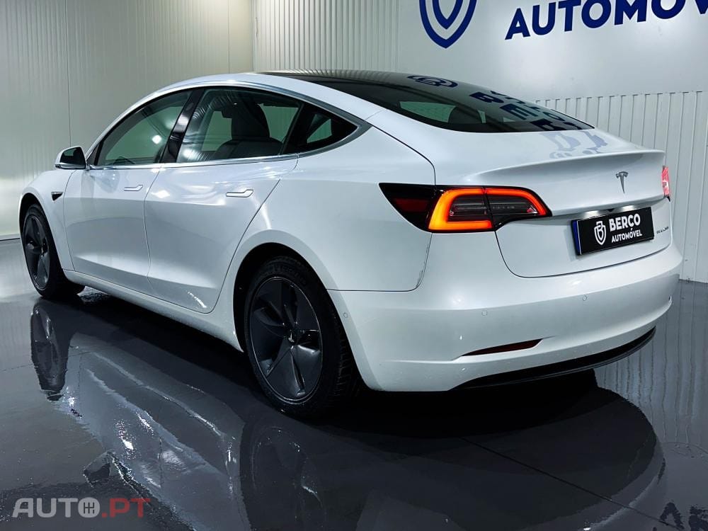 Tesla Model 3 Long-Range Dual Motor AWD