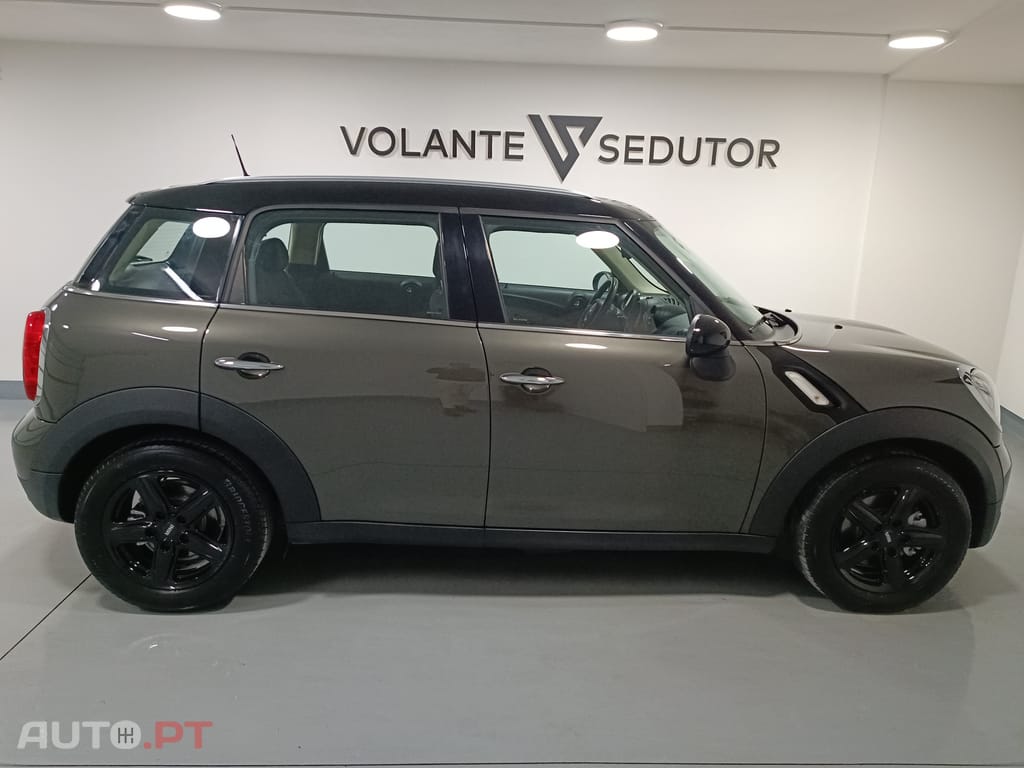 MINI Countryman One D