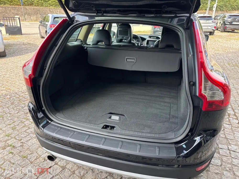 Volvo XC60 2.4 D Drive Momentum
