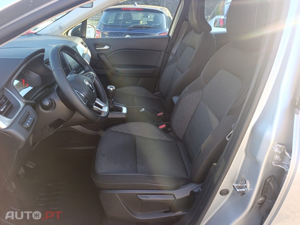 Renault Captur TCe 100 BUSINESS EDITION