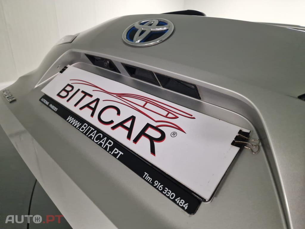 Toyota Corolla Touring Sports 1.8 Hybrid Comfort+P.Sport