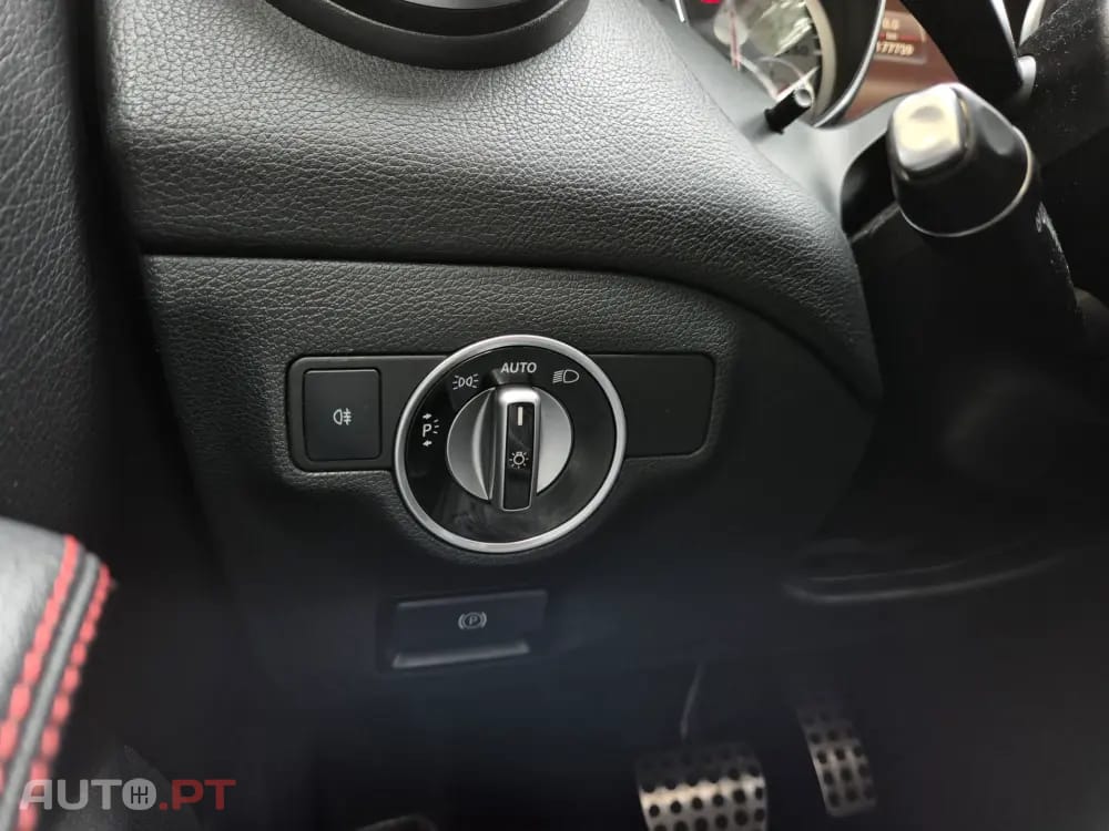 Mercedes-Benz CLA 200 d Shooting Brake AMG Line Aut.