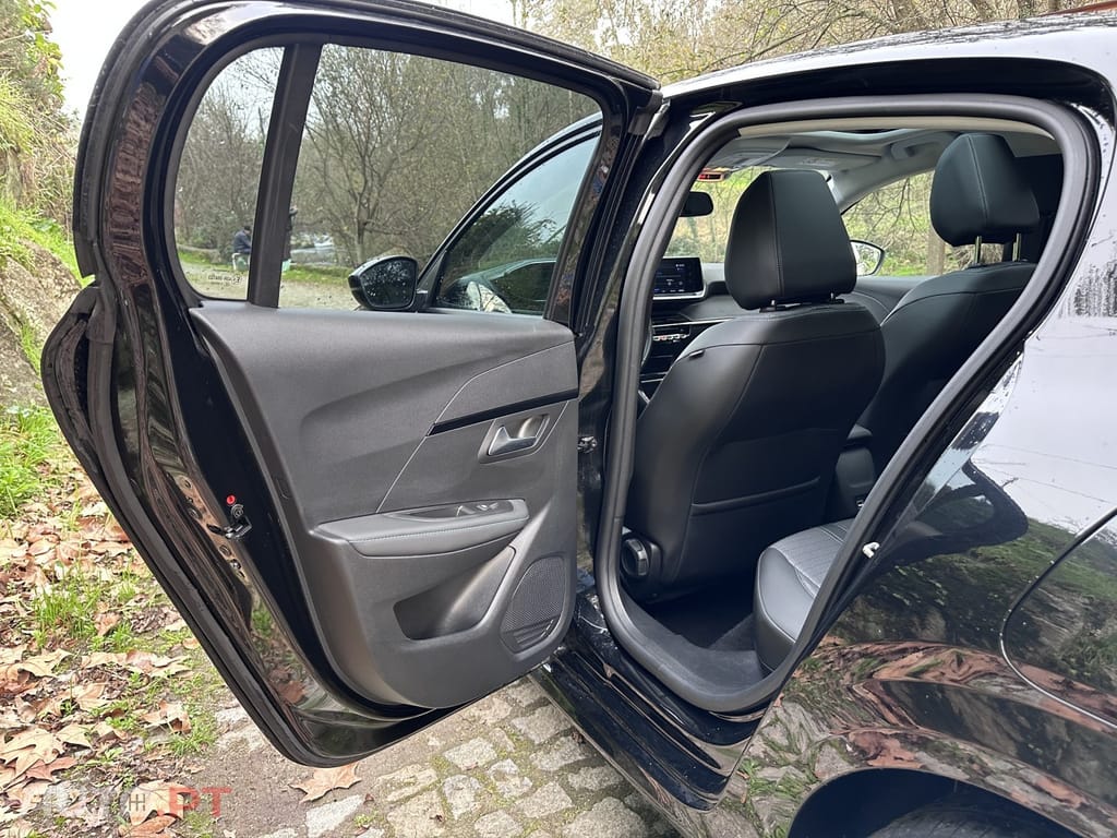 Peugeot 208 1.5 BlueHDi Allure