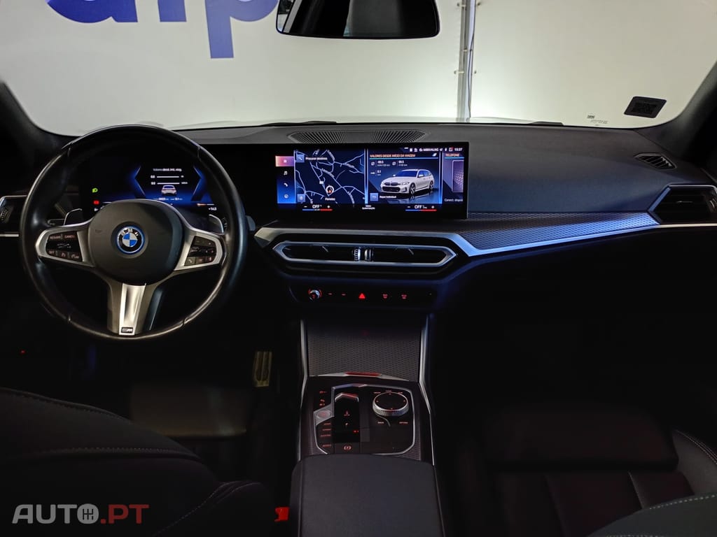 BMW 320 Touring Pack M