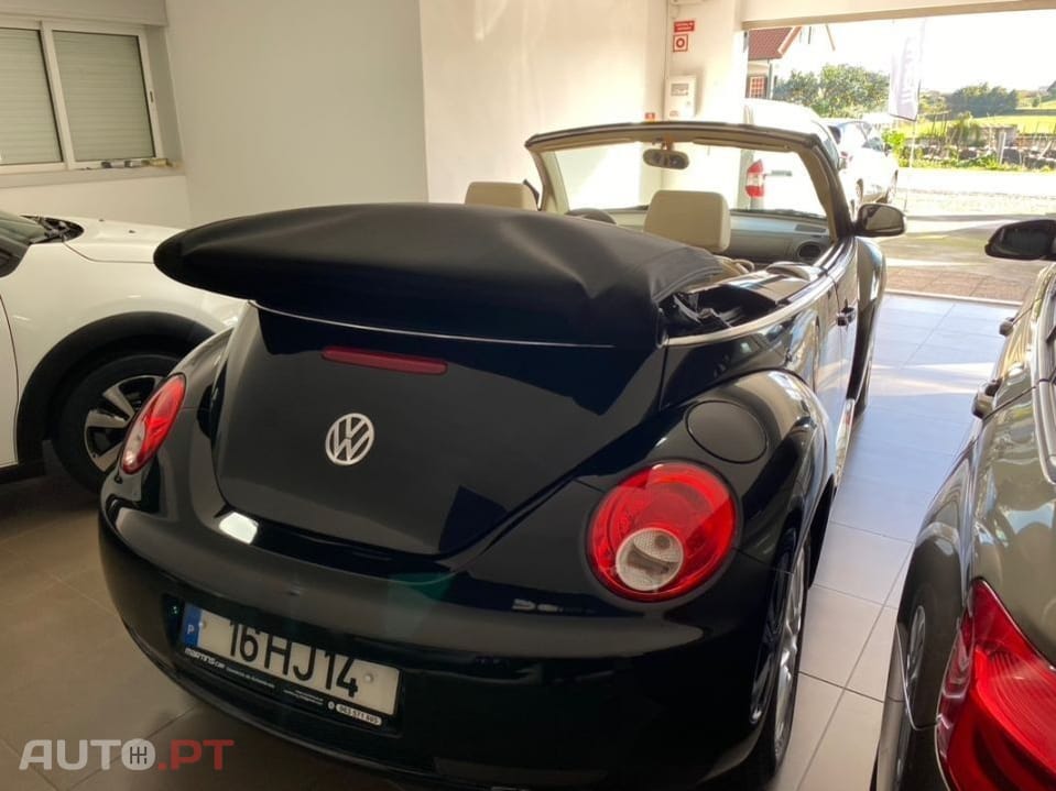 Volkswagen New Beetle Cabriolet 1.4 Top Couro