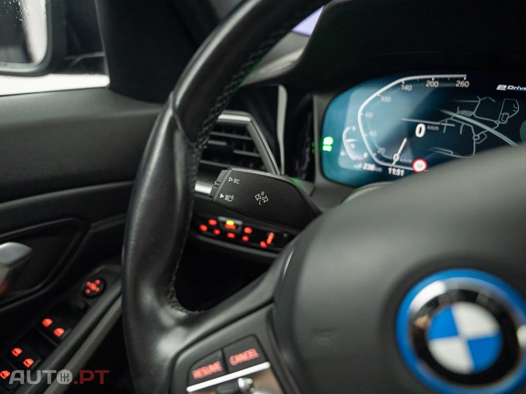 BMW 320 e Corporate Edition Auto