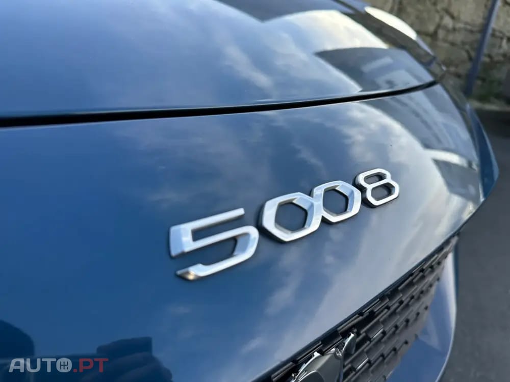 Peugeot 5008 1.5 BlueHDi Allure EAT8