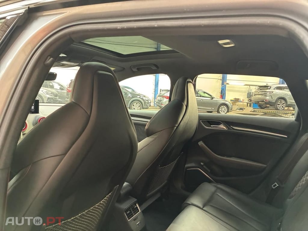 Audi RS3 2.5 TFSI quattro S tronic