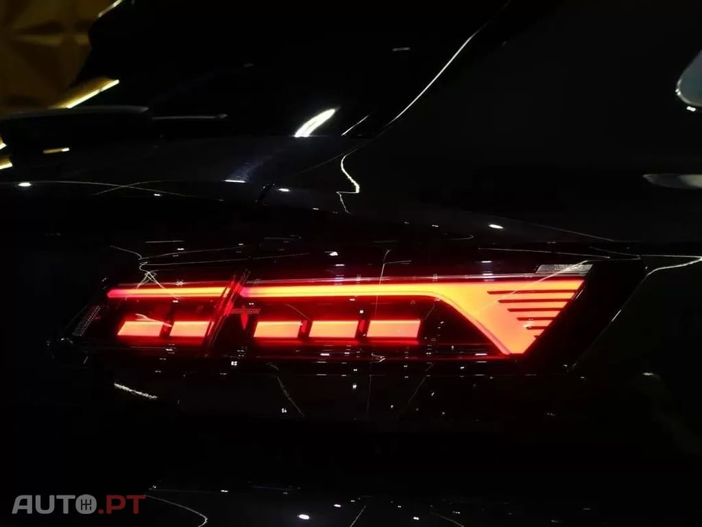 Volkswagen Arteon 2.0 TDI R-Line DSG