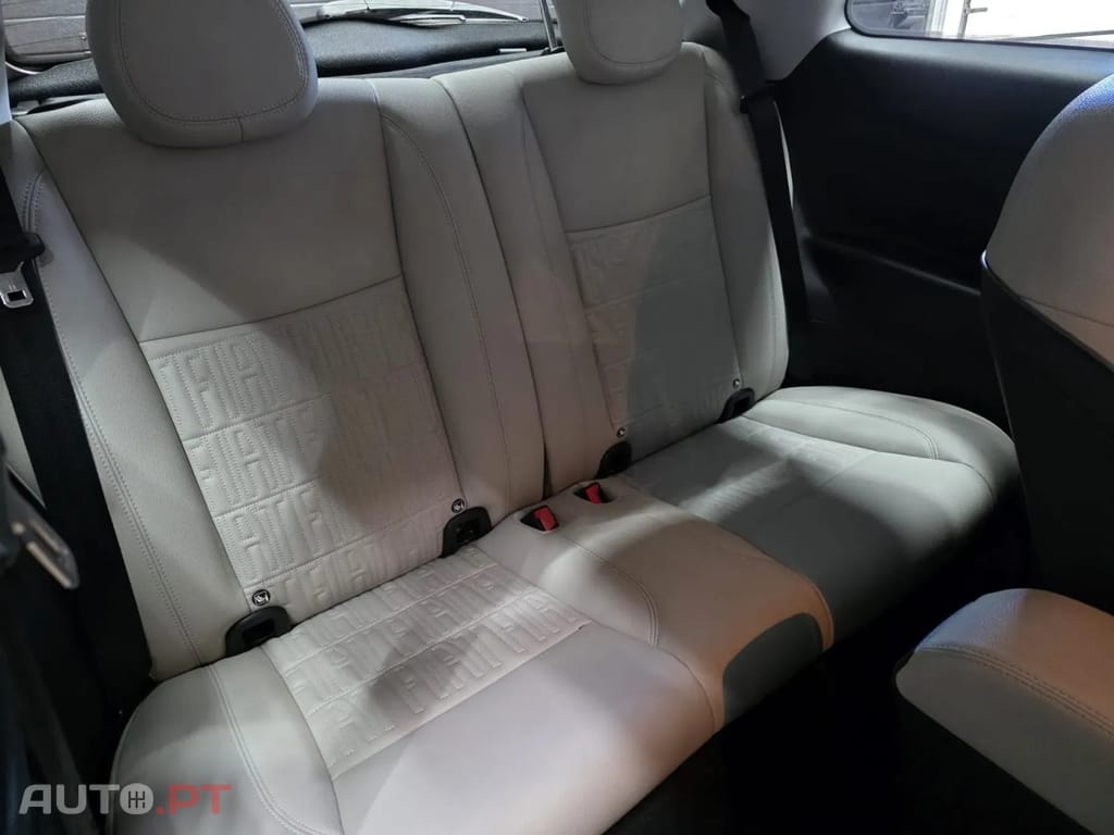 Fiat 500e La Prima