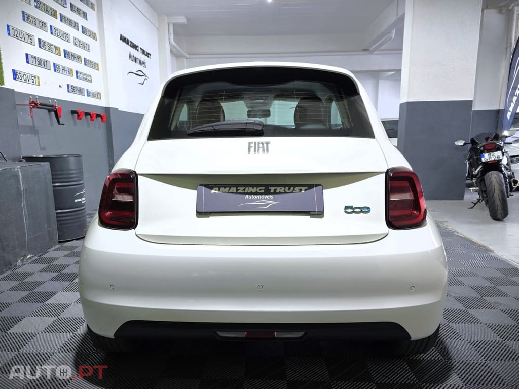 Fiat 500e 42 kWh Icon