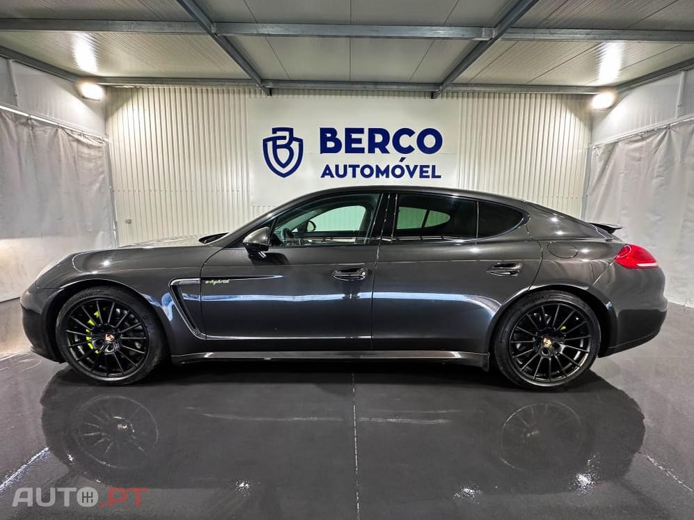 Porsche Panamera S E-Hybrid