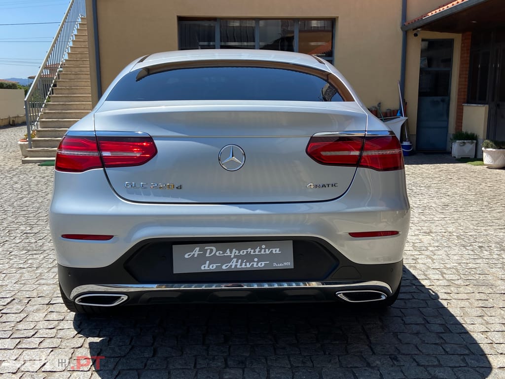 Mercedes-Benz GLC 220 220D Coupé AMG LINE 4-Matic