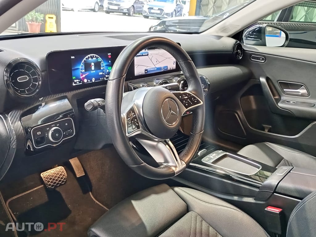 Mercedes-Benz A 250 e