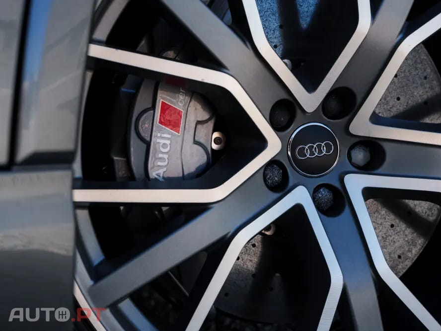 Audi SQ7 4.0 TDI V8 quattro Tiptronic 7L