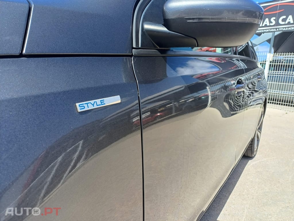 Peugeot 308 SW 1.5 BlueHDi Style J17