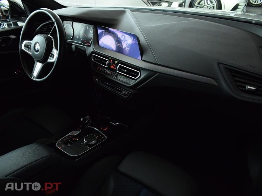 BMW 216 d Pack Desportivo M