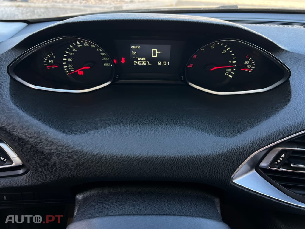Peugeot 308 1.6 HDi Active