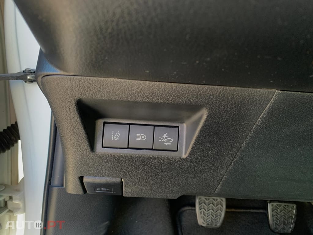 Toyota Yaris 1.0 VVT-i Active