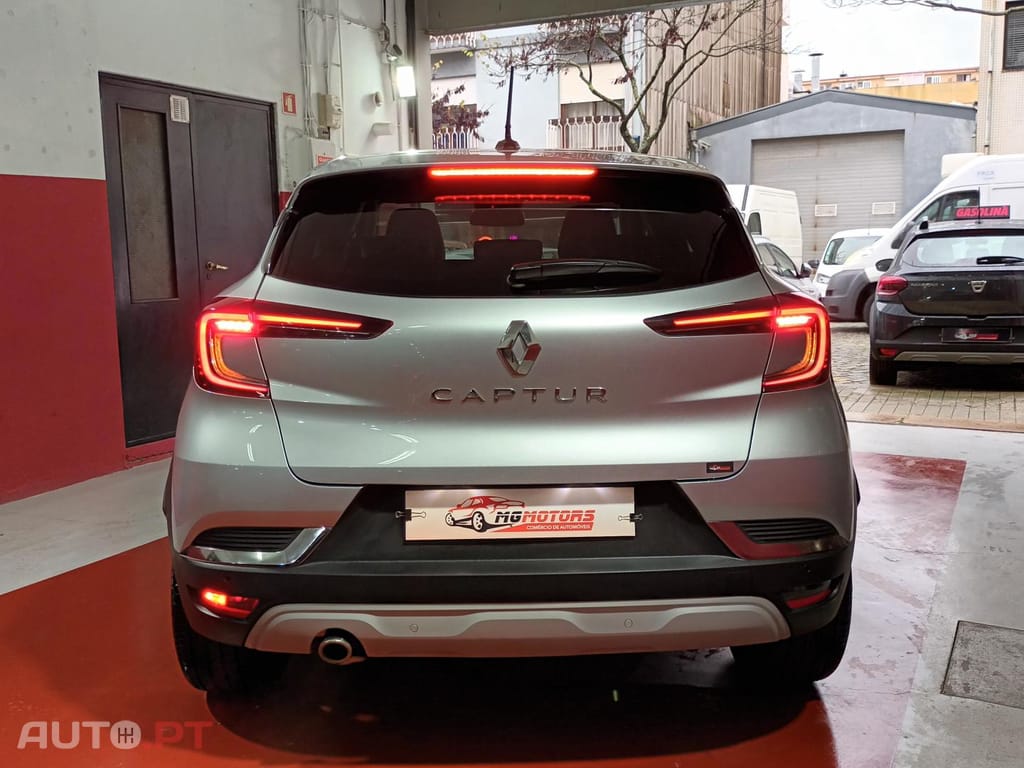 Renault Captur 1.3 TCe Intens EDC