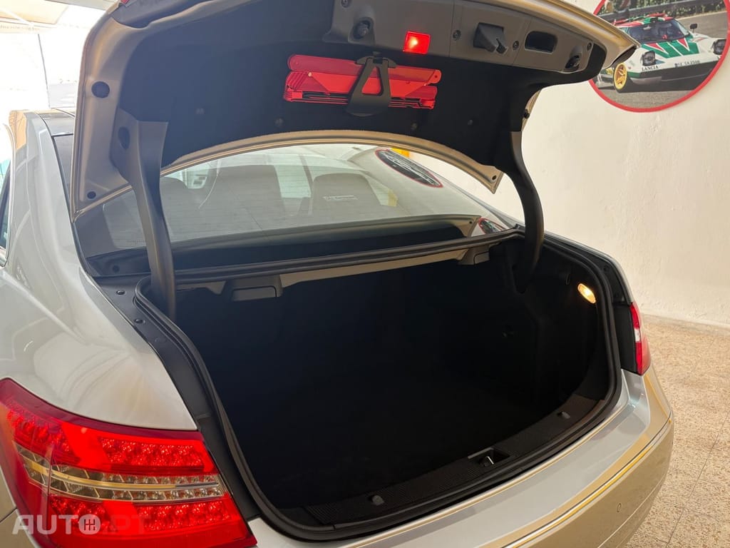 Mercedes-Benz E 250 CDi Elegance BlueE.Auto