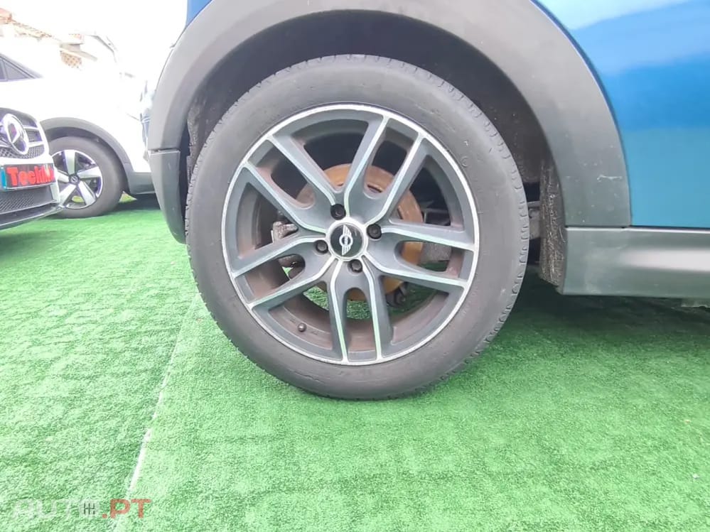 MINI Cooper Cooper D