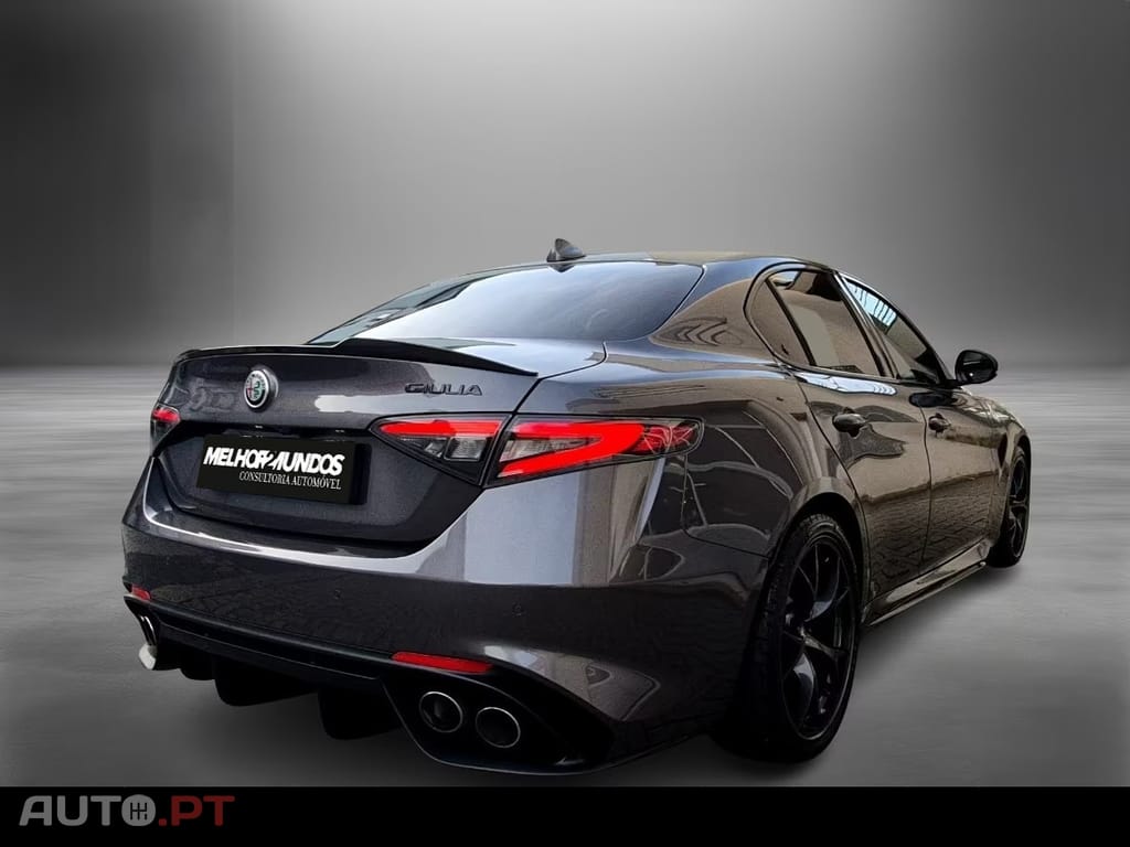 Alfa Romeo Giulia 2.9 Bi-Turbo Quadrifoglio AT8