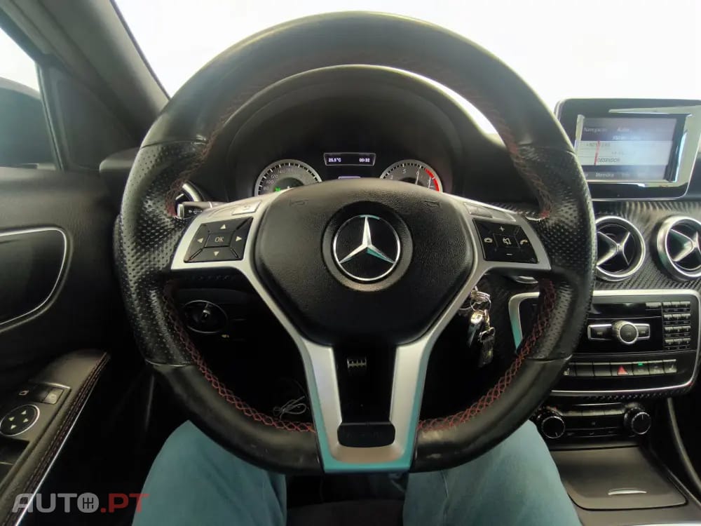 Mercedes-Benz A 180 (BlueEFFICIENCY) AMG Sport