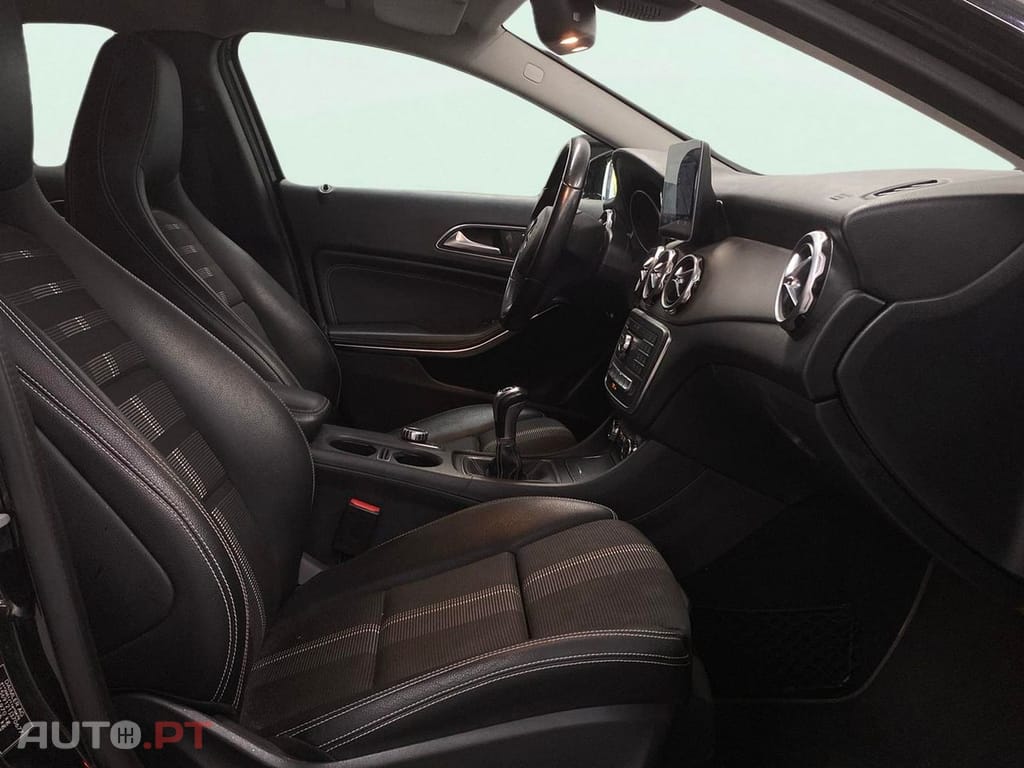Mercedes-Benz GLA 180 d Urban