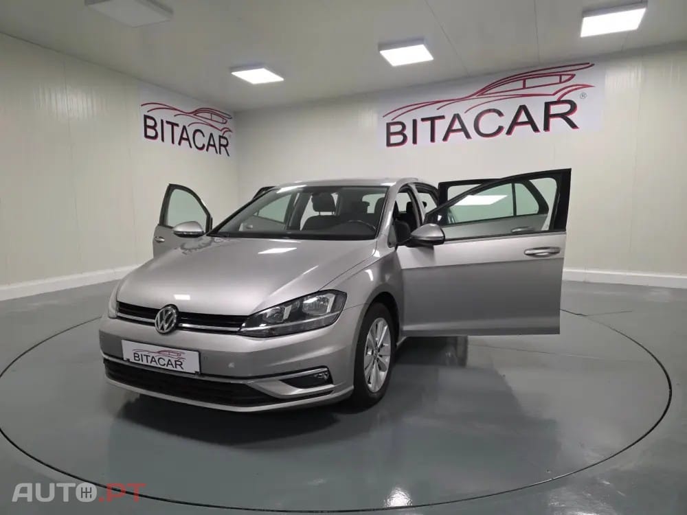 Volkswagen Golf 1.6 TDI CONFORTLINE