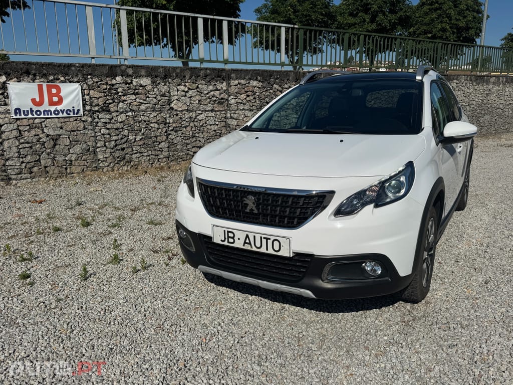 Peugeot 2008 1.2 PureTech Allure EAT6