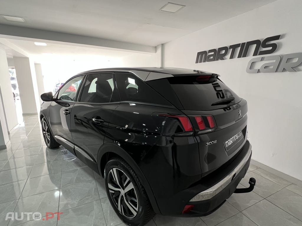 Peugeot 3008 1.2 PureTech Active Pack