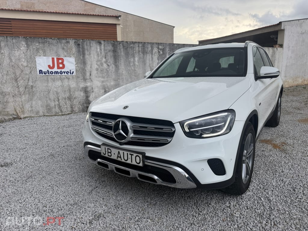 Mercedes-Benz GLC 300 e 4Matic foto 2