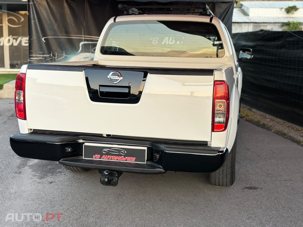 Nissan Navara 2.5 dCi CD LE 4WD