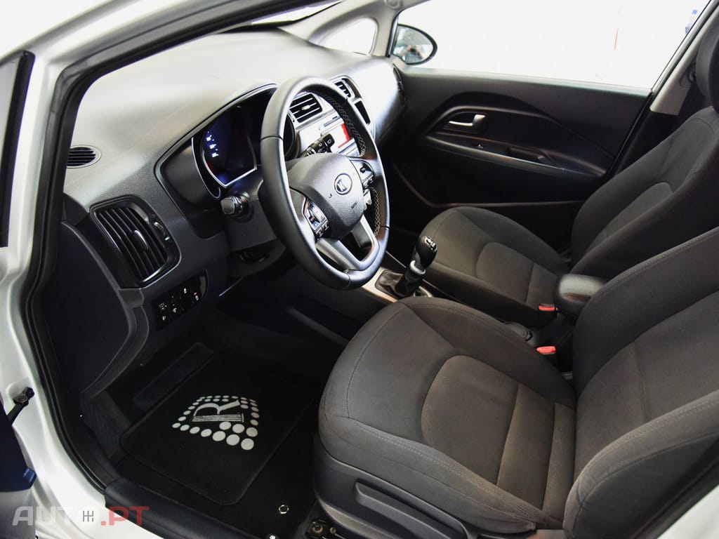 Kia Rio 1.1 CRDi EX