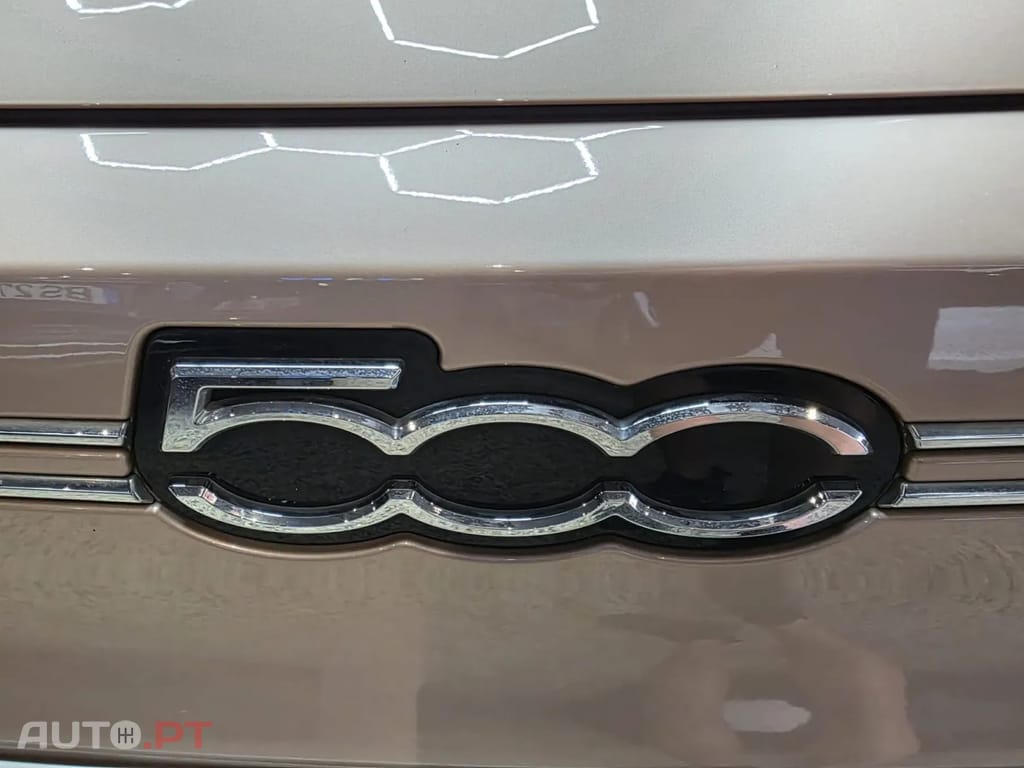 Fiat 500e La Prima