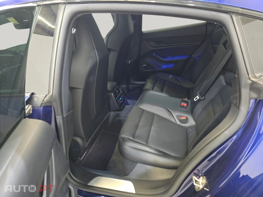 Porsche Taycan I.V.A DEDUTIVEL 4S