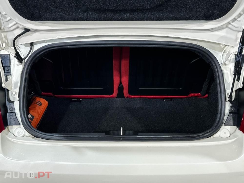 Abarth 595C 1.4 T-Jet Competizione MTA