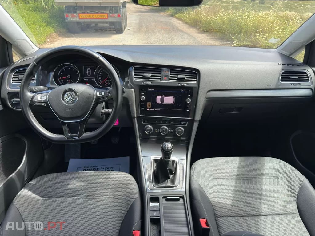 Volkswagen Golf 1.0 TSI R-Line