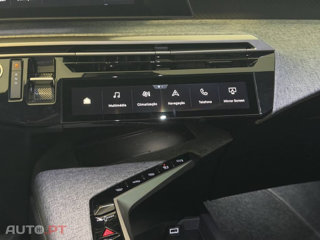 Peugeot E-3008 73 kWh Allure