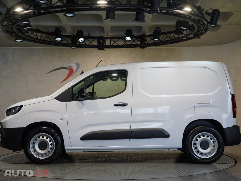 Toyota Proace City 50 kWh L2 Exclusive