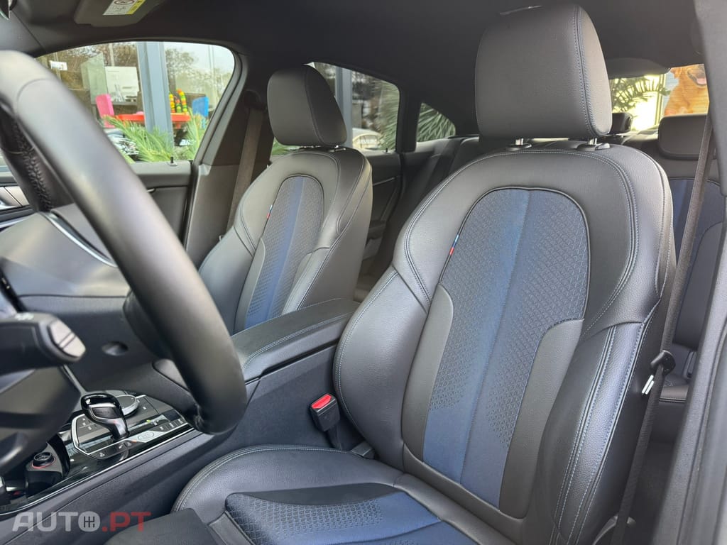 BMW 218 d Pack Desportivo M