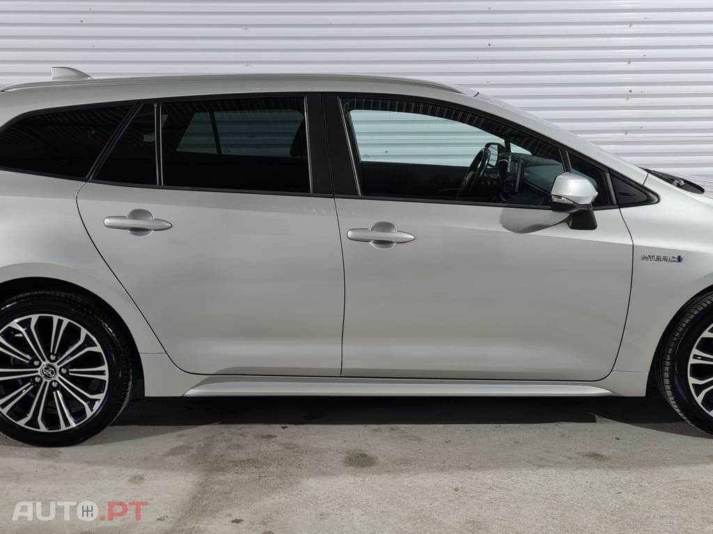 Toyota Corolla Touring Sports 1.8 Hybrid Comfort+P.Sport