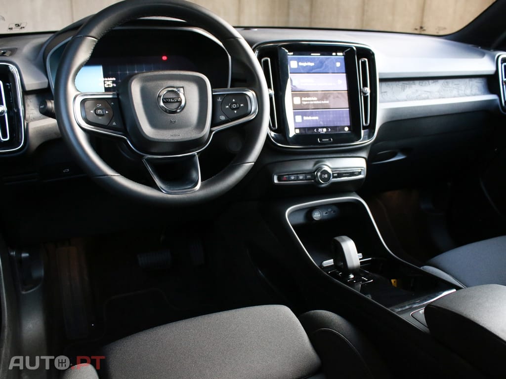 Volvo XC40 Recharge Core