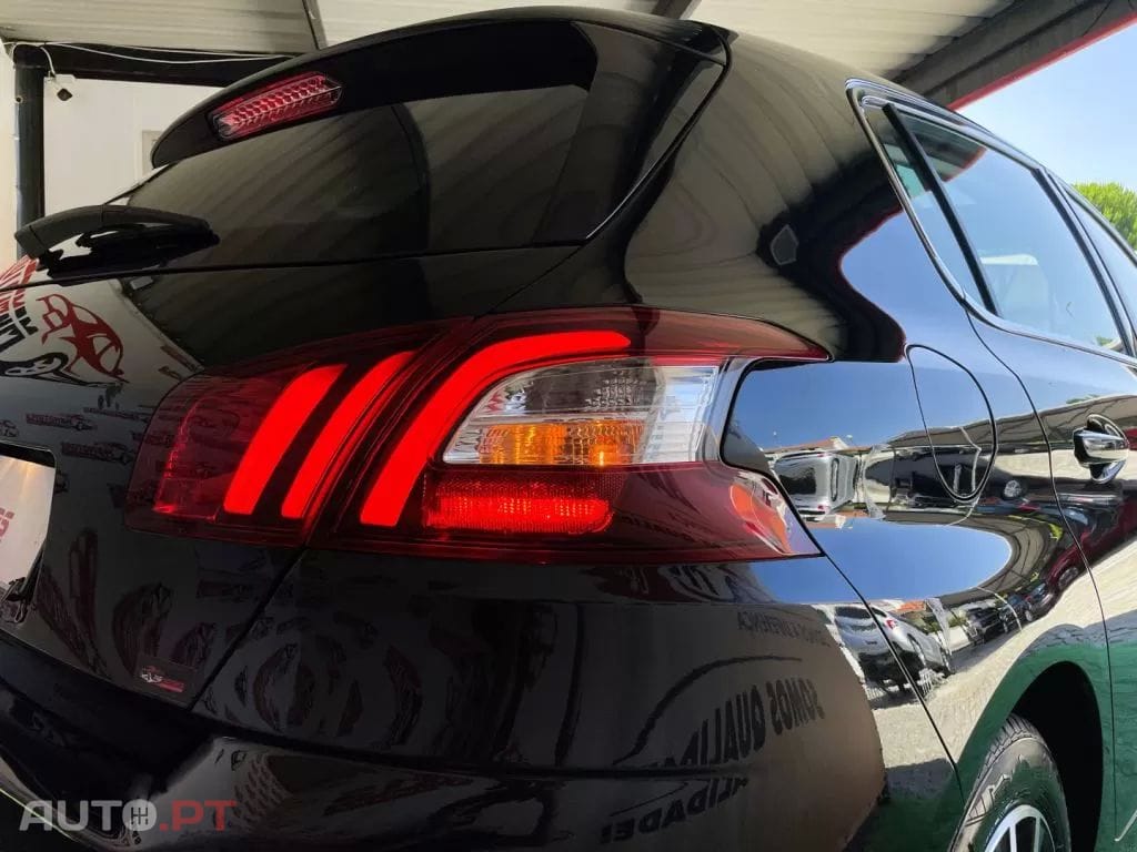 Peugeot 308 1.2 PureTech Allure