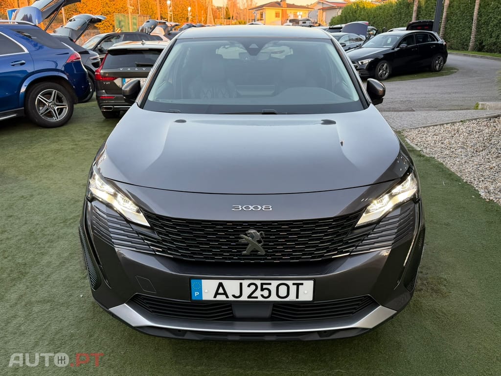 Peugeot 3008 1.6 Hybrid Allure e-EAT8
