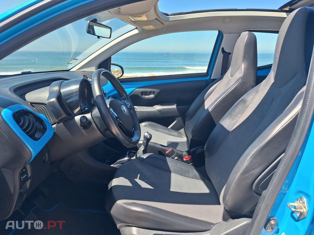 Toyota Aygo 1.0 X-Wave
