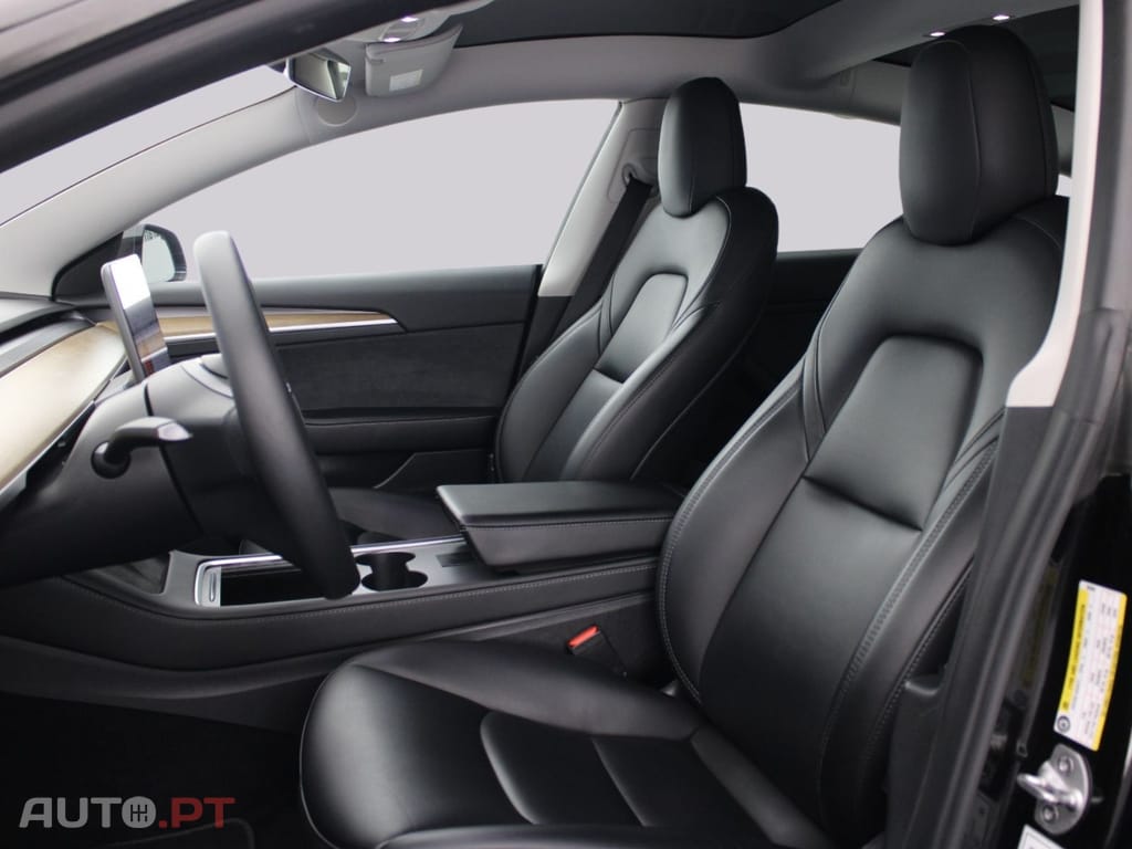 Tesla Model 3 LONG RANGE I.V.A DEDUTÍVEL 
